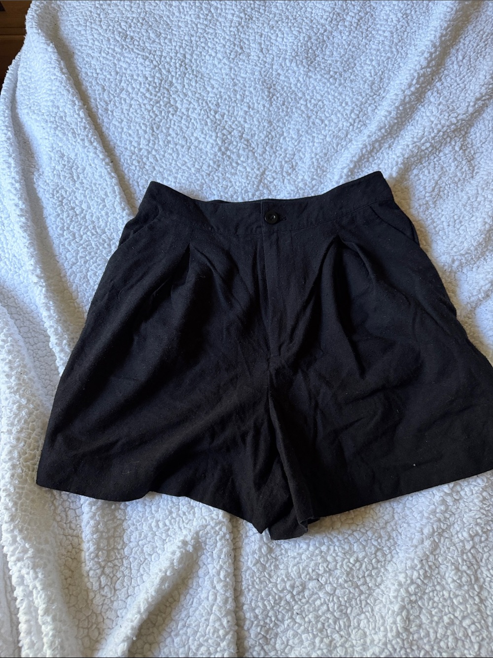 Jenni Kayne Black High-Waist Pleated Shorts